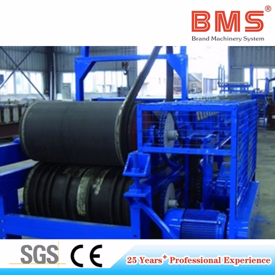 Yx25-210-840 PU Sandwich Panel Roll Forming Machine